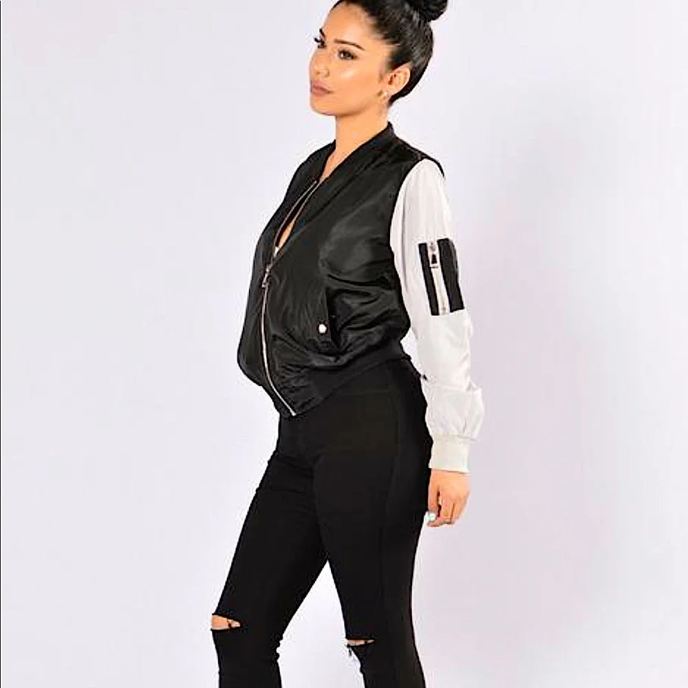 LIGHTWEIGHT COLORBLOCK BOMBER - Picture 1 of 12